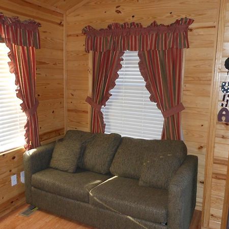 Oakzanita Springs Camping Resort Cabin 1 Descanso Esterno foto