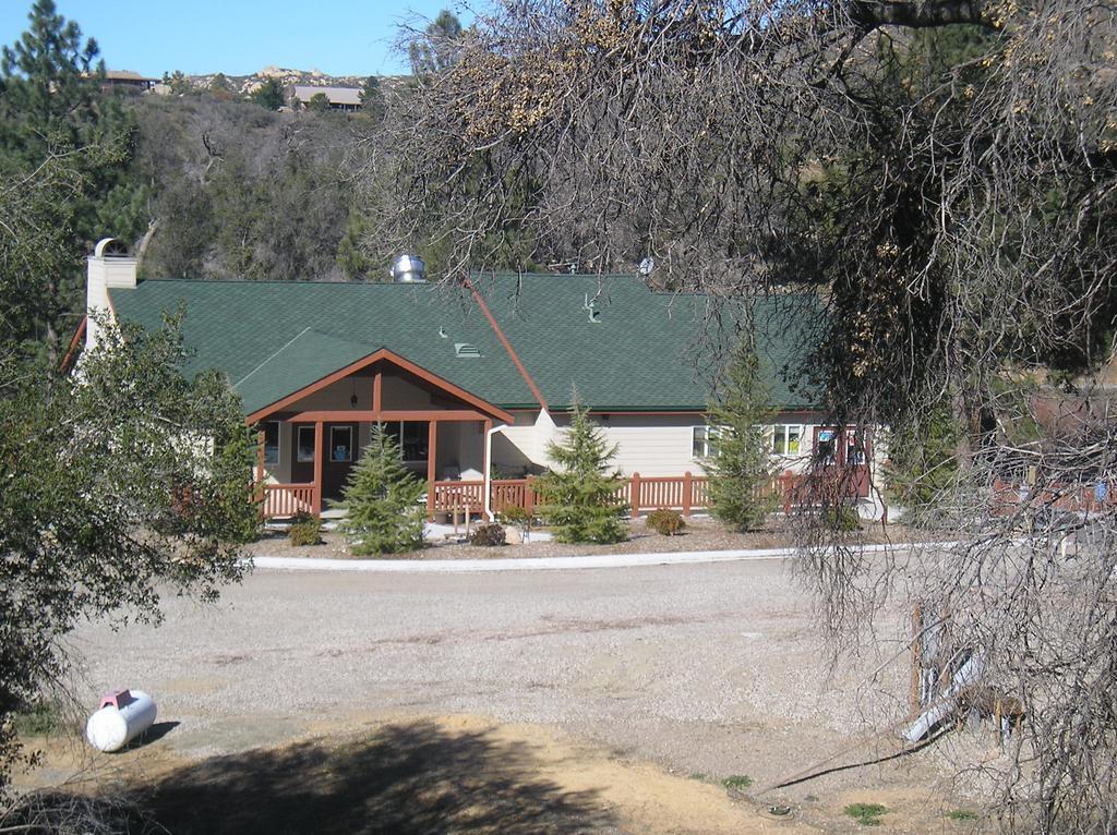 Oakzanita Springs Camping Resort Cabin 1 Descanso Esterno foto
